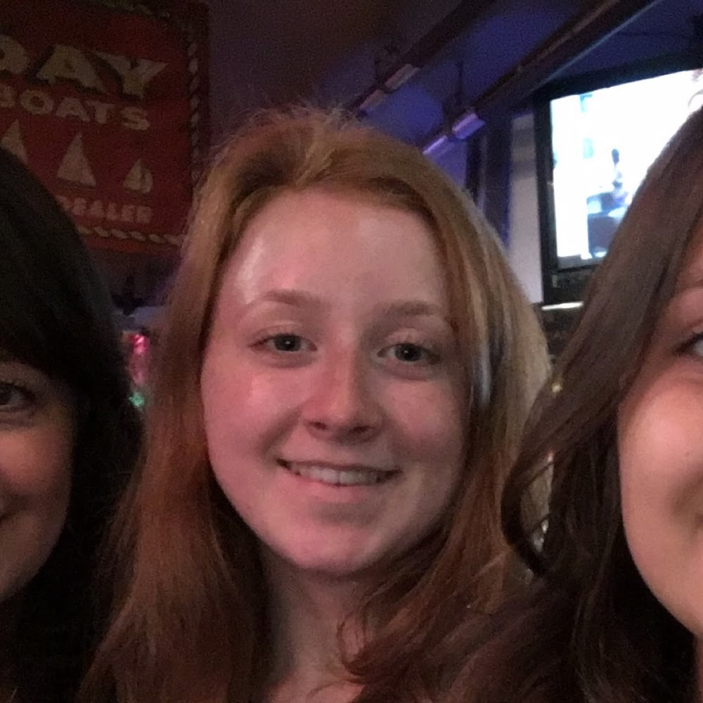 Meet your Posher, Caitlin